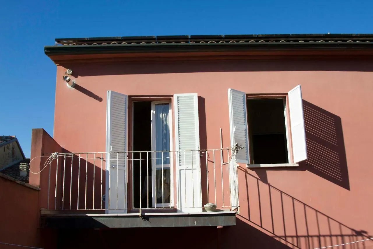 تشيزينا Bed & Breakfast Porta Santi